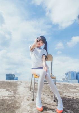 免费观看美女视频网站_1080免费观看超清